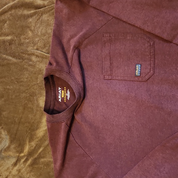 Ariat long sleeve - Picture 2 of 4
